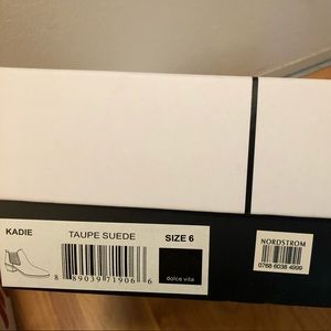 Preowned Dolce Vita suede ankle boots size 6